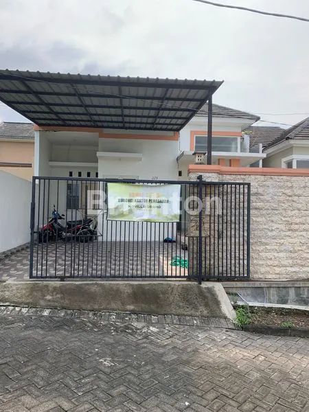 image RUMAH 2 LANTAI VIEW PEGUNUNGAN DI PANDAAN PASURUAN (1)