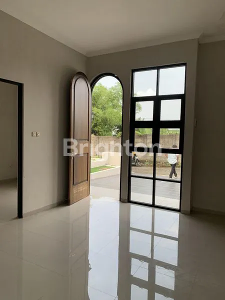 image RUMAH BARU POSISI HOOK DENGAN VIEW PEGUNUNGAN DI PANDAAN PASURUAN (2)