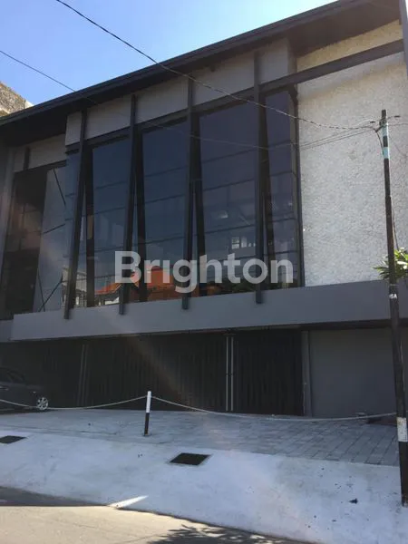 image GEDUNG USAHA SIAP PAKAI  SHM ,LUAS 341 MTR².SUMBING  GAJAH MUNGKUR SEMARANG SELATAN (1)