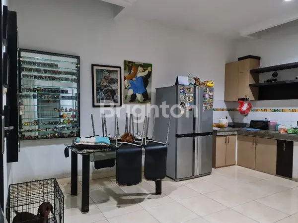 image RUMAH HOEK CANTIK 2 LANTAI DI KAWASAN TENANG DURI KEPA (2)