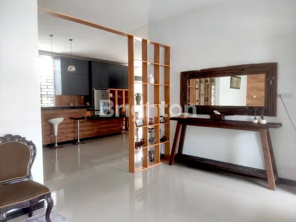 image DIJUAL RUMAH MEWAH DI KOMPLEK TAMAN SETIA BUDI INDAH I (5)