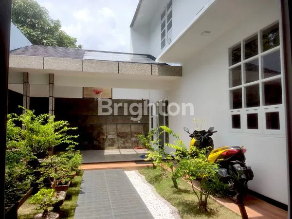 image DIJUAL RUMAH MEWAH DI KOMPLEK TAMAN SETIA BUDI INDAH I (6)