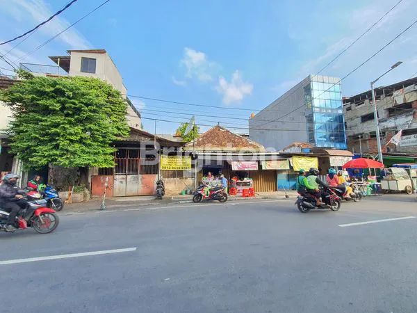 image JUAL RUMAH HITUNG TANAH SENTIONG JAKARTA PUSAT (1)