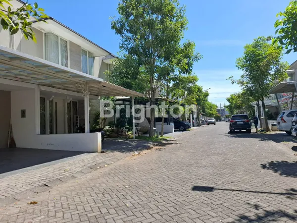 image RUMAH 2 LANTAI SIAP HUNI, GREENLAKE-SURABAYA (4)