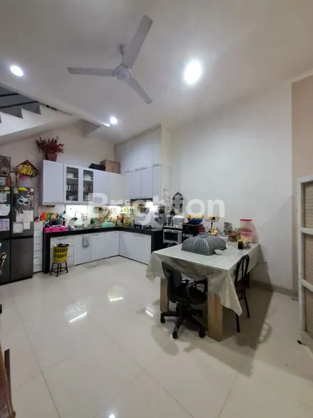 image RUMAH HUNIAN DI JELAMBAR TINGGI BESAR SIAP HUNI JAKARTA BARAT (3)