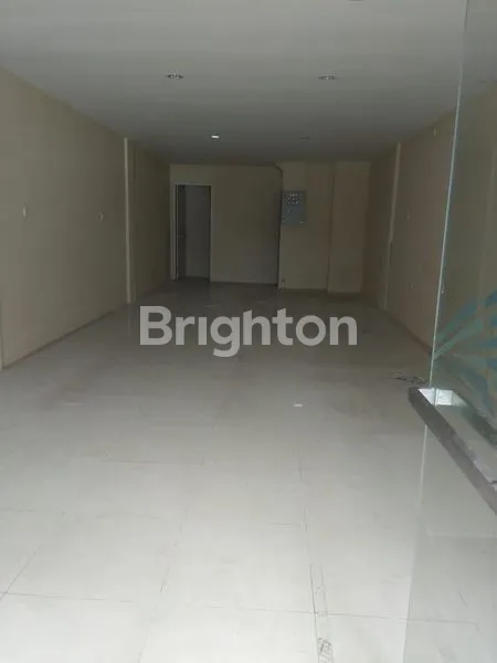 image RUKO STRATEGIS POROS JALAN SUDIRMAN PUSAT BISNIS BALIKPAPAN ISTIMEWA (4)