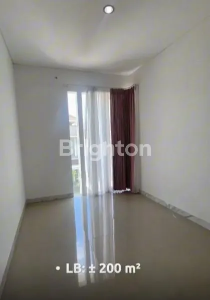 image RUMAH MEWAH 4+1 KT DI TAMAN PUSPA RAYA, SURABAYA (8)