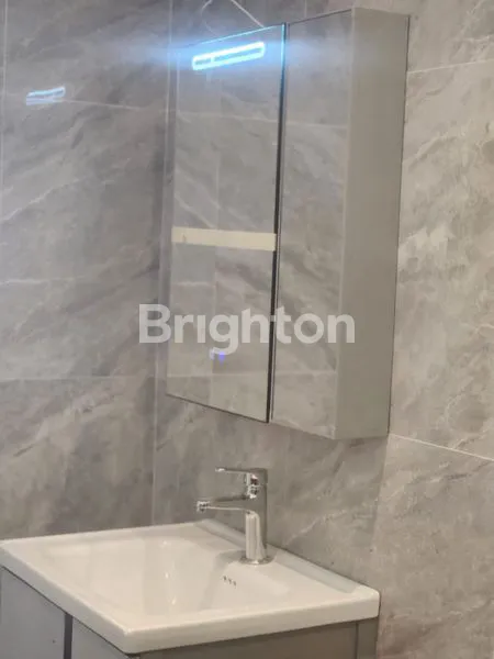 image LUXURY NEW HOUSE FULL RENOVATION 2 LT PURBAYA RAYA DUREN SAWIT JAKARTA TIMUR POSISI HOOK STRATEGIS (4)