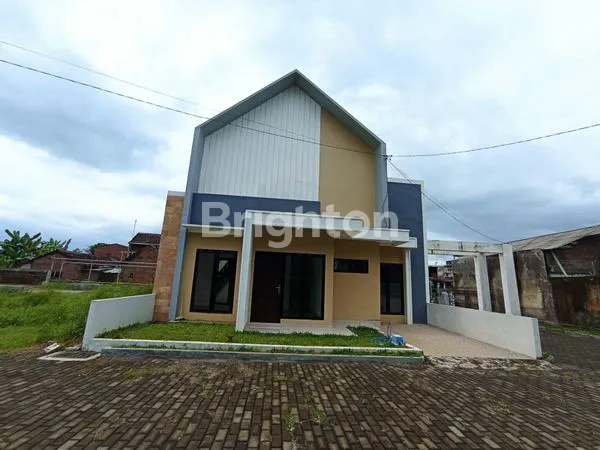 image RUMAH DIJUAL RUMAH  TYPE 40 DI DEKAT PASAR KEPANJEN BONUS KANOPI  (1)