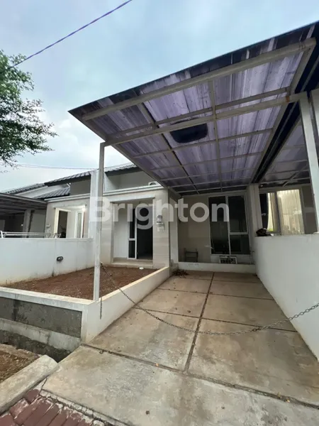 image RUMAH MODERN MINIMALIS LOKASI SAWANGAN (1)