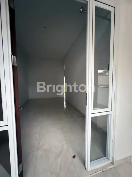 image RUMAH MODERN MINIMALIS LOKASI SAWANGAN (2)