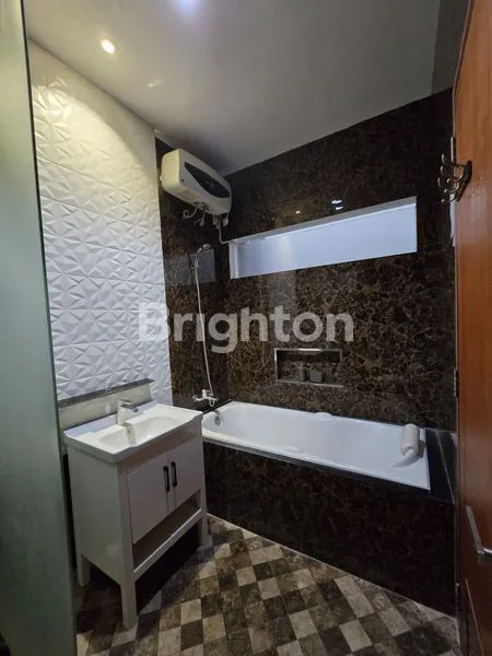 image RUMAH SIAP HUNI TINGGAL BAWA KOPER SURABAYA BARAT WIYUNG  (5)