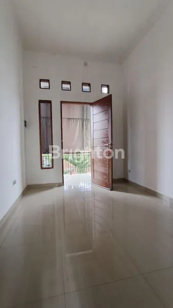 image RUMAH 2 LANTAI SIAP HUNI DI PUSAT KOTA – MAHENDRADATTA, DENPASAR (4)