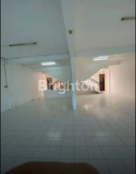 image DIJUAL 2 (DUA) UNIT RUKO GANDENG 3,5 LANTAI, KEMAYORAN, JAKARTA PUSAT. (6)