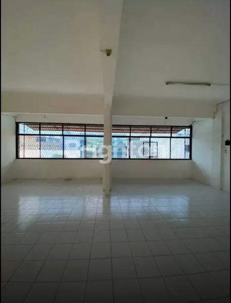 image DIJUAL 2 (DUA) UNIT RUKO GANDENG 3,5 LANTAI, KEMAYORAN, JAKARTA PUSAT. (7)