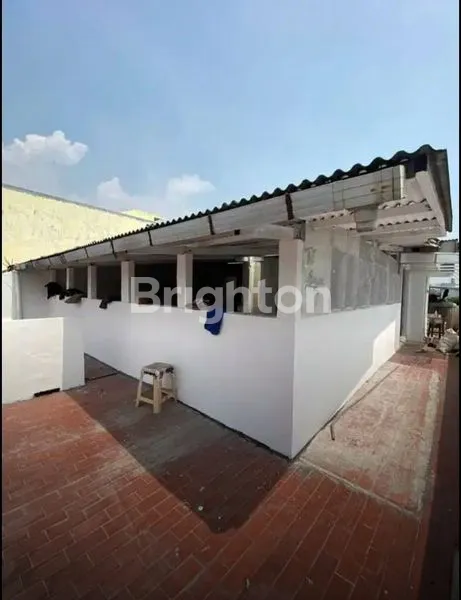 image DIJUAL 2 (DUA) UNIT RUKO GANDENG 3,5 LANTAI, KEMAYORAN, JAKARTA PUSAT. (8)