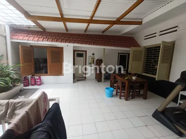 image RUMAH TENGAH KOTA (5)