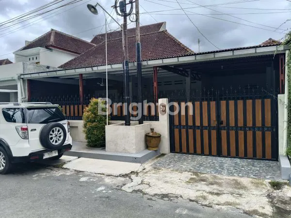 image RUMAH TENGAH KOTA (1)