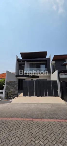 image RUMAH MODERN BARU DI MANYAR – LOKASI STRATEGIS (2)