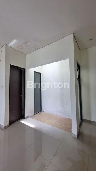 image RUMAH 2 LANTAI BARU GRESS ZIMBALI COSTA GRAND ISLAND PAKUWON CITY (6)