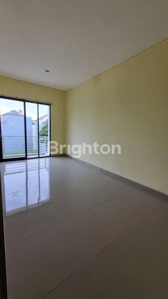 image RUMAH 2 LANTAI BARU GRESS ZIMBALI COSTA GRAND ISLAND PAKUWON CITY (5)