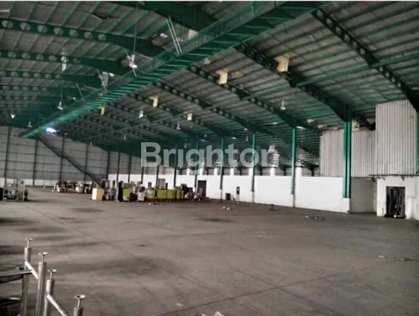 image GUDANG LUAS DI JABABEKA CIKARANG (2)