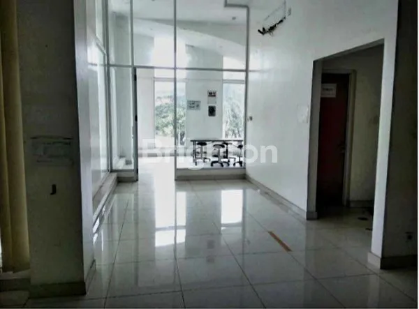 image GUDANG LUAS DI JABABEKA CIKARANG (7)