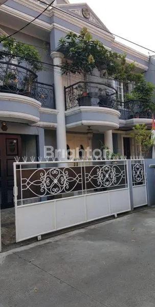 image RUMAH 2,5 LANTAI DI TOMANG, LT 160M² (1)