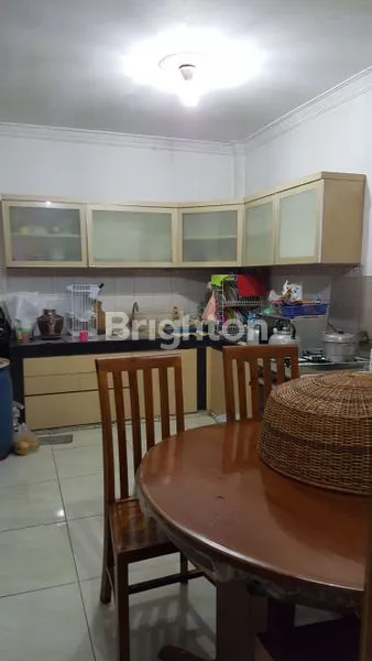 image RUMAH 2,5 LANTAI DI TOMANG, LT 160M² (6)