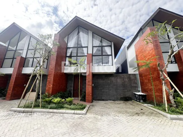 SMART INVESTMENT VILLA IN UBUD WITH RICE FIELD VIEW & HIGH ROI!