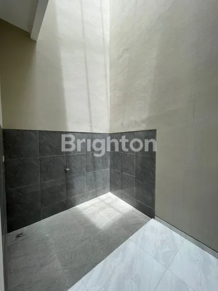 image RUMAH BARU MINIMALIS CAKEP KLAMPIS WISMA MUKTI, ONE GATE SYSTEM, ROW JALAN LEBARR (6)