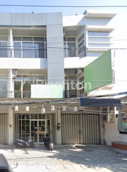 RUKO JEJER DI KALIWARON SIAP BEROPERASI LALU LINTAS PADAT