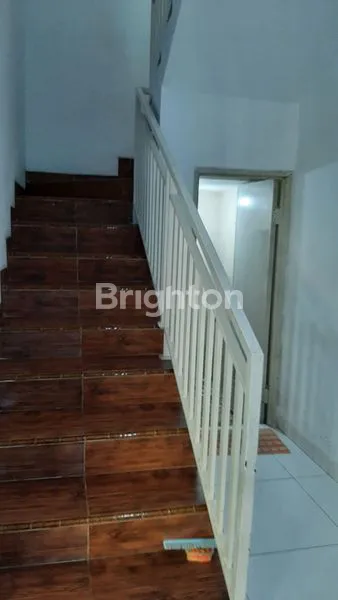 image RUMAH HOOK MEWAH 3 LANTAI DI CITRA 2 EXT (6)