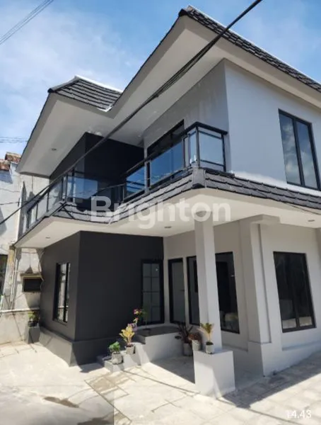 image INVESTASI CERDAS !!! KOS EKSLUSIF  2 LANTAI  HANYA 200 M KE GERBANG UII, SIAP HUNI. !!! (1)