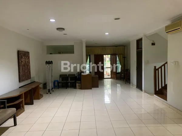 image RUMAH CANTIK HUNIAN EKSLUSIF DI PURI KENCANA (3)