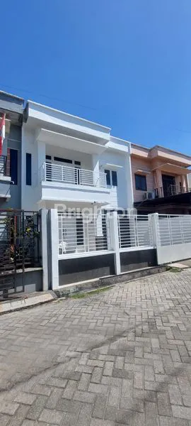 image RUMAH MODERN MINIMALIS SIAP HUNI STRATEGIS, SHM & BISA KPR (2)