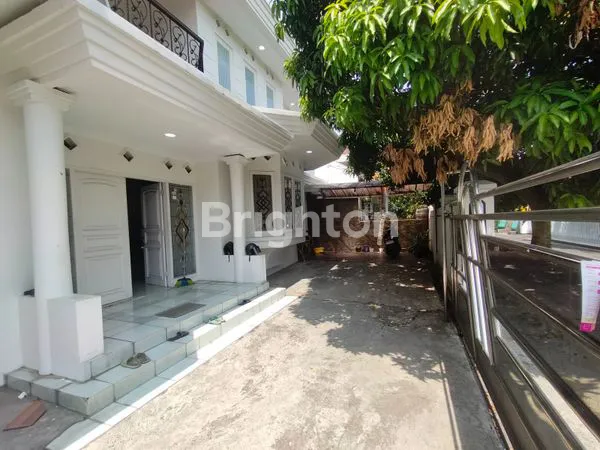 image RUMAH MEWAH 6 KT DI JL. MAGATRU BANDUNG (1)