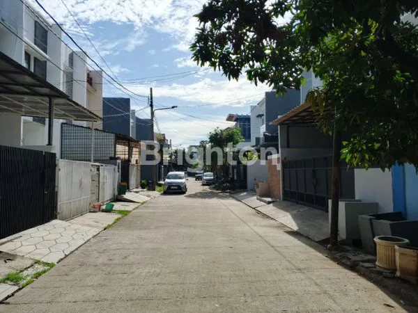 image RUMAH BARU RENOV DI DALAM PERUMAHAN IMPERIAL GADING PELINDO,  JAKARTA UTARA (KODE RMRG 2864) (7)