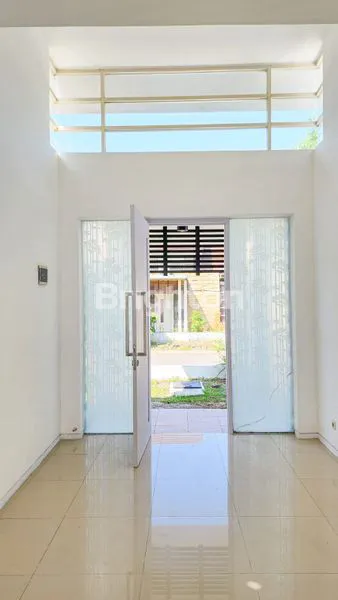 image RUMAH 2ND AKSES MUDAH & STRATEGIS DI TENGAH KOTA SIDOARJO, UKURAN 9X15 CUMA 1.8M NEGO (6)