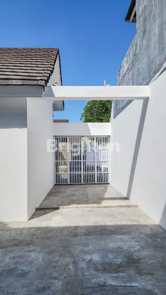 image RUMAH 2ND AKSES MUDAH & STRATEGIS DI TENGAH KOTA SIDOARJO, UKURAN 9X15 CUMA 1.8M NEGO (5)