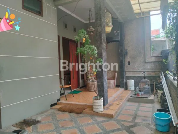 image DIJUAL RUMAH STRATEGIS DI GRIYA KEBRAON UTAMA  KARANG PILANG SURABAYA NEGO (2)