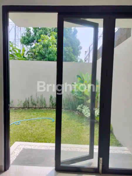 image RUMAH MODERN SIAP PAKAI, ASRI DAN NYAMAN (4)