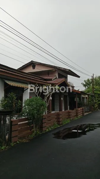 image RUMAH 2 LANTAI SIAP HUNI DI KOMPLEK DELIMA MAS PONTIANAK (3)