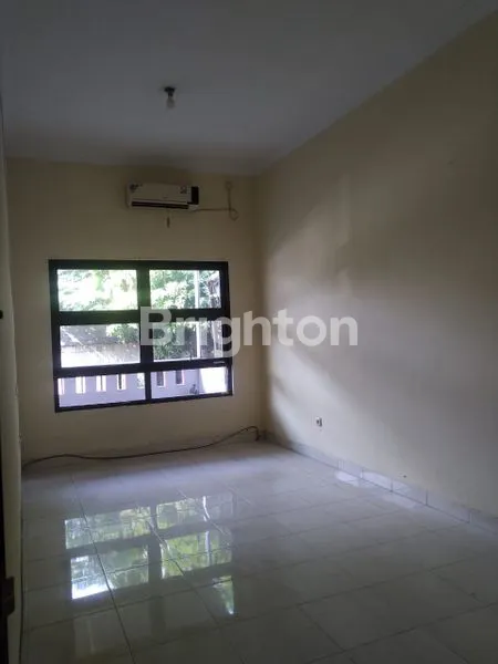 image RUMAH 2 LANTAI CEMPAKA PUTIH JAKARTA PUSAT (2)