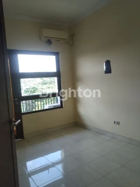 image RUMAH 2 LANTAI CEMPAKA PUTIH JAKARTA PUSAT (5)