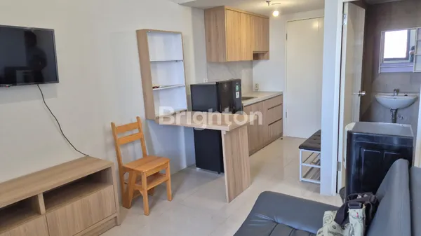 image DIJUAL CEPAT APARTEMEN DENVER TYPE 2 BR, UNIT POJOK/HOOK, FULL FURNISHED, SIAP HUNI (7)