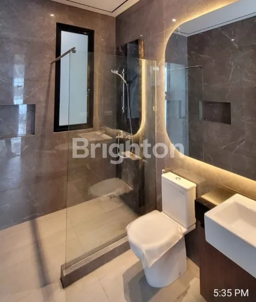 image RUMAH MEWAH IDAMAN AREA MANYAR DEKAT BCA MERR, GALAXY MALL, KERTAJAYA (7)