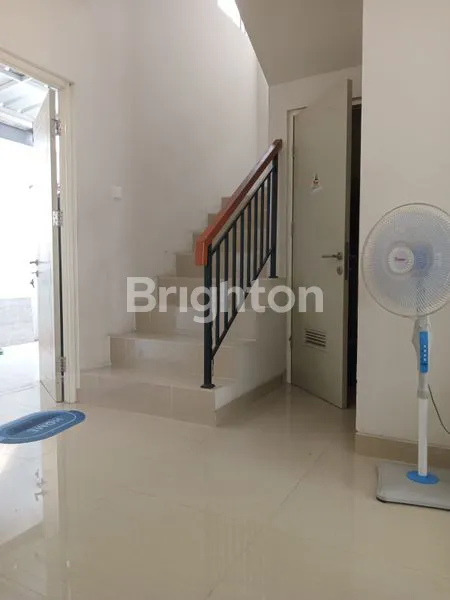 image RUMAH 2 LANTAI DI CLUSTER FARELA, GRAND WISATA, BEKASI (3)