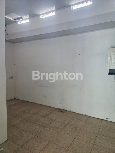 image RUMAH DIJUAL LOKASI SANGAT STRATEGIS  (3)