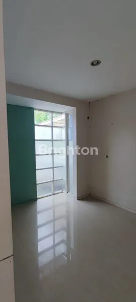 image RUMAH GOLF AVENUE CITRALAND SURABAYA  (2)